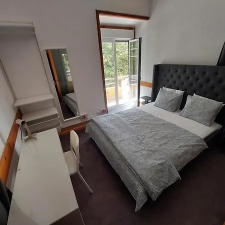 Гостьовий будинок Parque Eduardo Vii